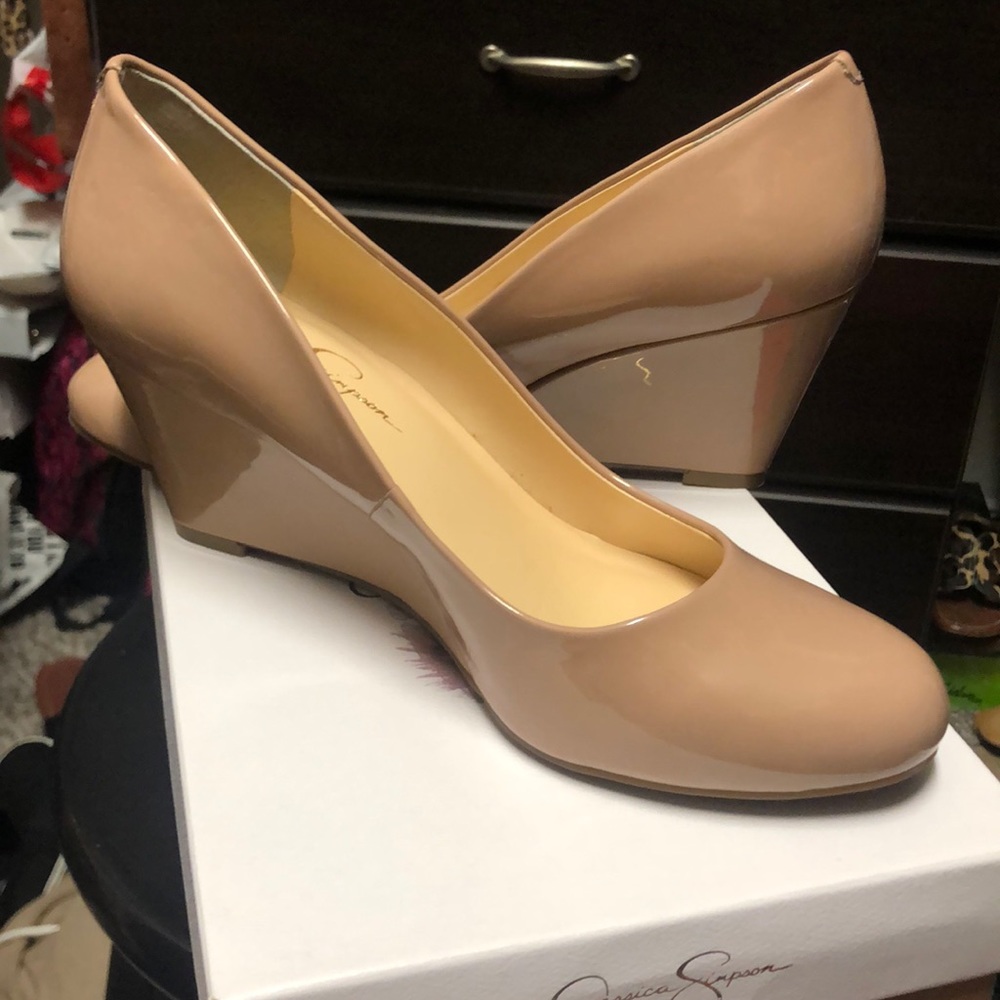 Jessica Simpson Suzanna wedge size 8.5w